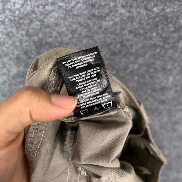 Kuhl Womens Cargo Capris Tan Hiking Outdoor Pants Size 4 Khaki Cropped - Picture 9 of 10